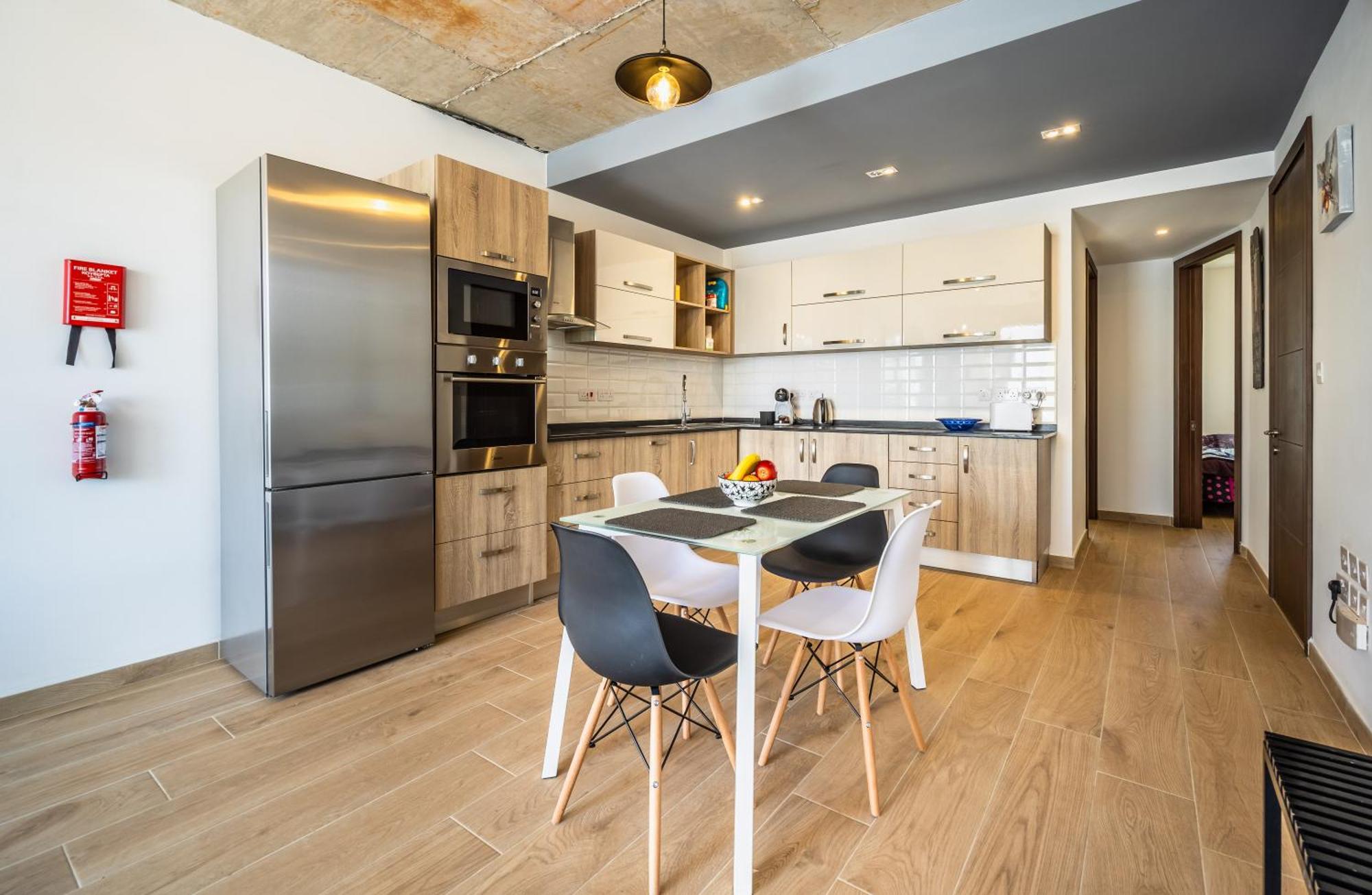 St Paul's Bay New Modern Penthouse 2 Minutes From Seascape Appartement
