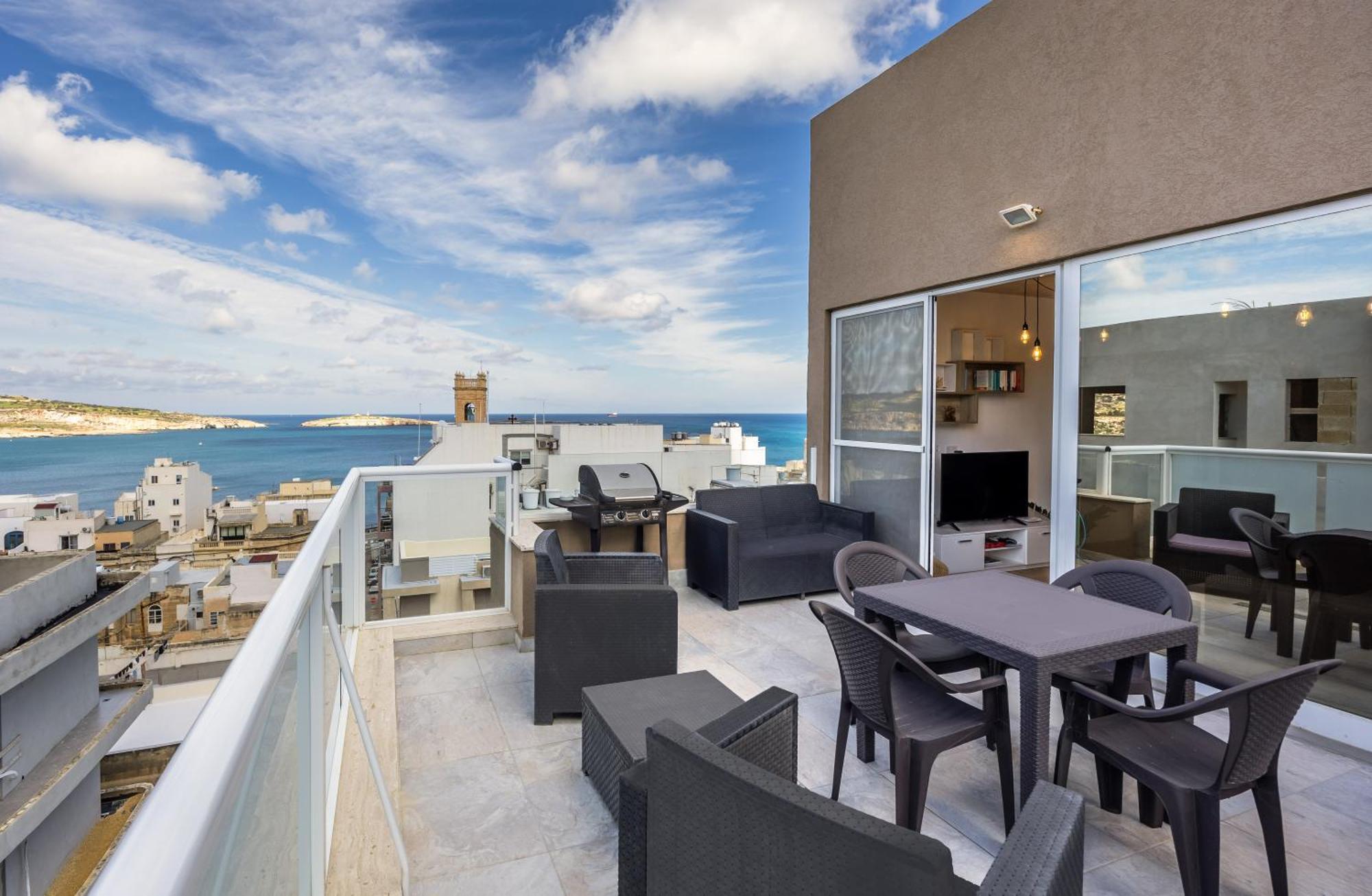 St Paul's Bay New Modern Penthouse 2 Minutes From Seascape