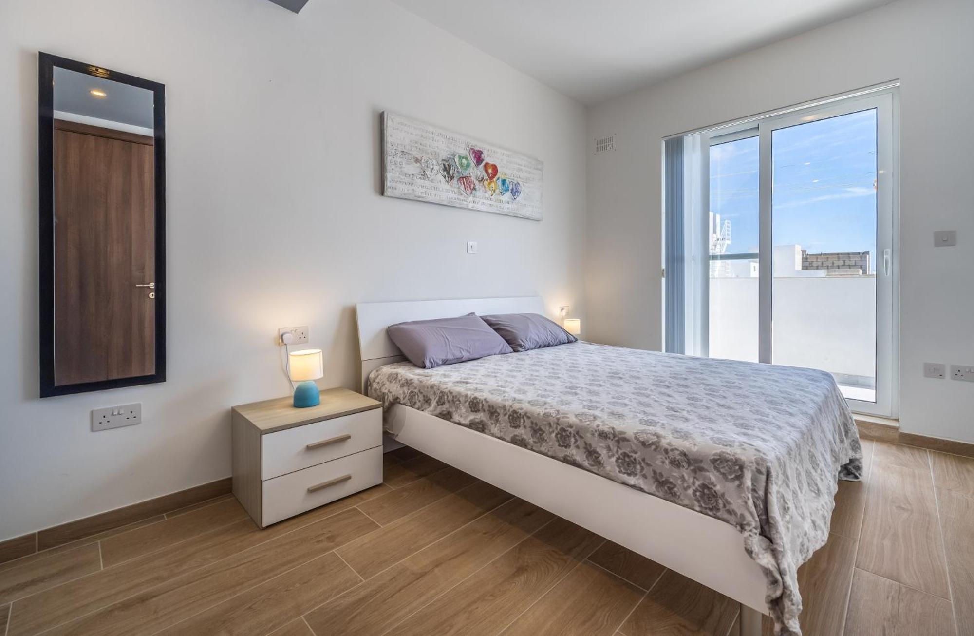 St Paul's Bay New Modern Penthouse 2 Minutes From Seascape Appartement *