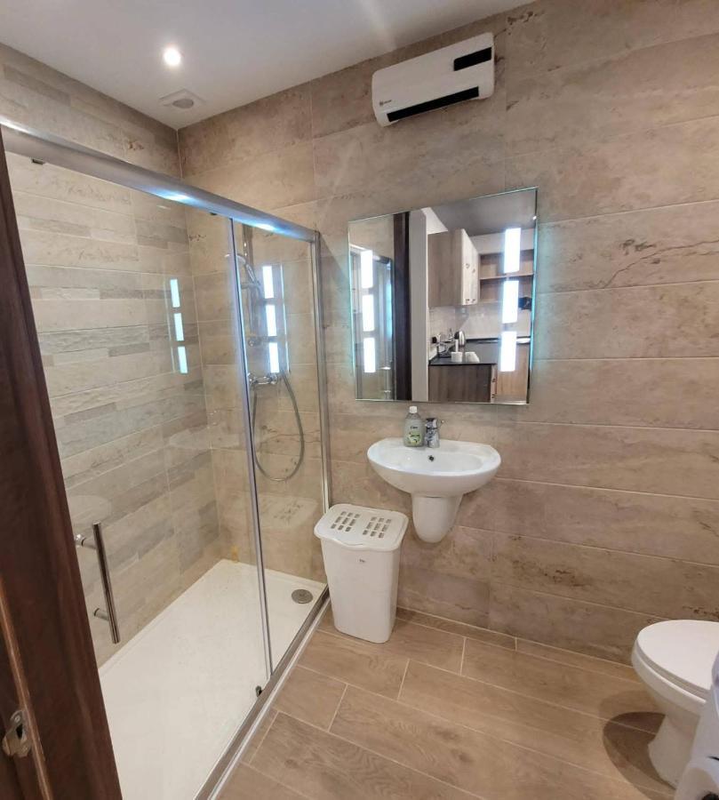 St Paul's Bay New Modern Penthouse 2 Minutes From Seascape Apartment *