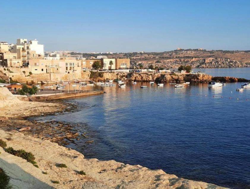 Apartment St Paul's Bay New Modern Penthouse 2 Minutes From Seascape